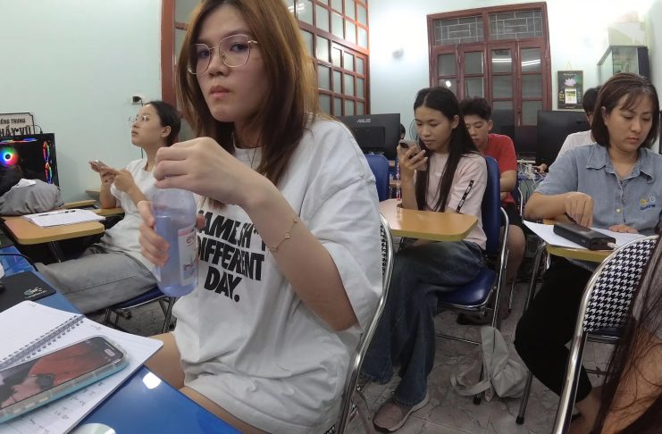 hoctiengtrungonline học tiếng Trung online CHINEMASTER Thầy Vũ luyện thi HSKK bài 3